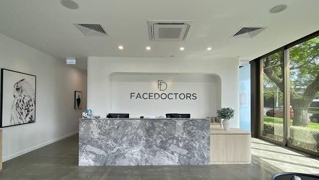 Facedoctors Front Of the House